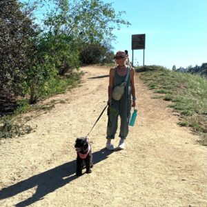 Lucy Davis Instagram - On Friday I had to say goodbye to the best being there is. She was nearly 17. Because of Gracie I learned what this feeling of unconditional love is. And now I need to somehow deal with the loss of her in my life. I don’t really know where to start in telling who she was, she gave me everything and asked for nothing.  I learned so much from her. For her whole life I always knew where she was at any given minute, and now I don’t. That’s one of the hardest parts for me. She was kind, generous, willful, funny, fabulously disobedient, very vocal, and so loving. She was my travel buddy, my playmate, my partner in crime, my love. God I was lucky. 
.
Thank you my girl. Fly free.🐾
.
Until we meet again💞
.
PHOTOS:
*with her mama 
*10 weeks old
*pretending to enjoy a bath
*in her pram/stroller which she loved
*she hated the rain but not as much as this raincoat
*with her grandma and grandad
*with grandma and her uncle Jake
*just looking at each other
*dying to get out the car for her walk
*trying on a wig in the ‘Sabrina’ make up/hair trailer
*her first flight
*hiking Gracie
*with her cousins Rocket and Bee
*Four Seasons lunch
*Gracie and Can
*a few extra
*flying Gracie
*always in motion even when sitting
*finding the sun
☀️
