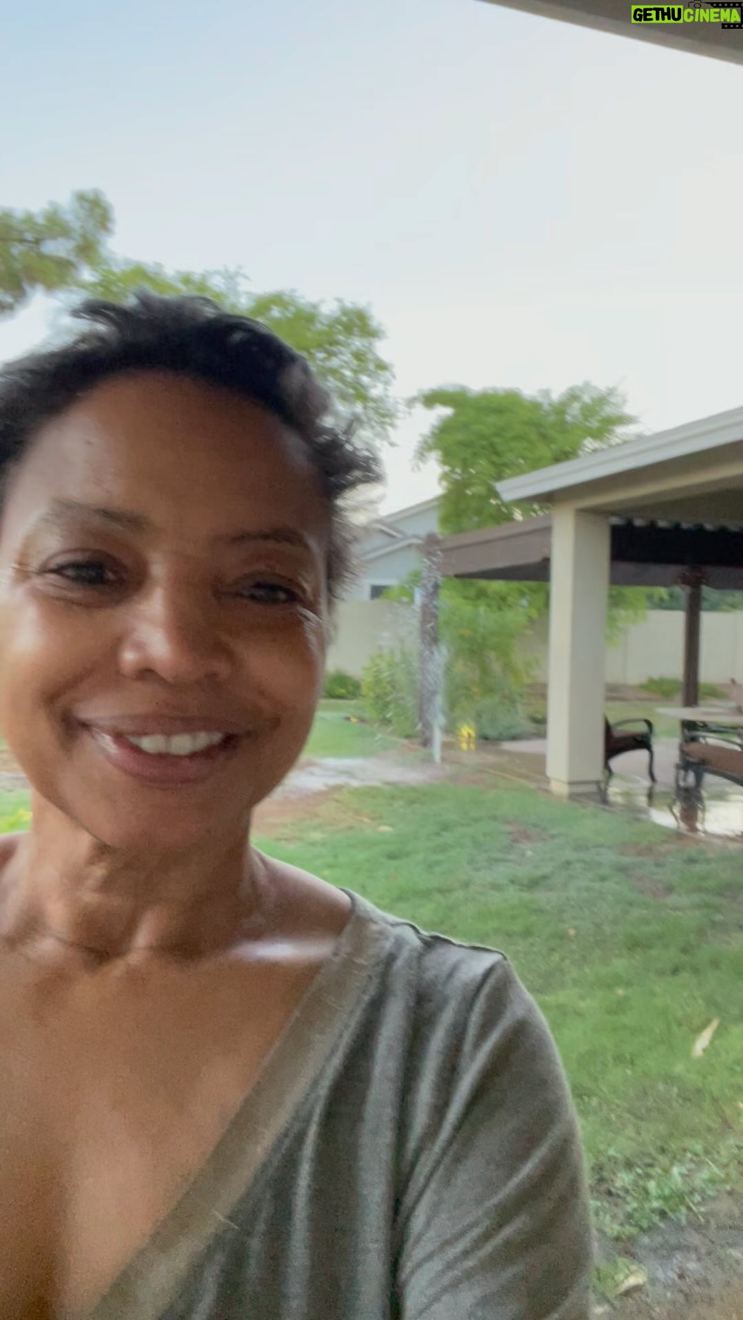 Lynn Toler - 28.7K Likes - Ain’t gonna lie. I did loose my cool when the dogs rolled around in the mud then tore trough my house flinging mud everywhere.
My day is planned.
I climbed out of my bedroom window in my jammies to video that. I’m shifting. It’s weird.
#joyous one minute undone the next.
Emerging from the semi-catatonic state of newly #widowed, I’ve entered a new era in which I feel his absence in new ways daily.
I think he’s messing with me from Heaven. You know, « she’s moping. Let me give her something she has to focus on »
Whether that makes sense or not is irrelevant. It’s how I choose to #feel about it so I can keep it pushing.
#emotionalintelligence #feelingonpurpose
