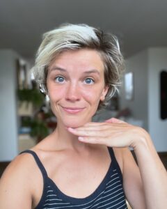 Actress Lynn Van Royen HD Instagram Photos and Wallpapers August 2024