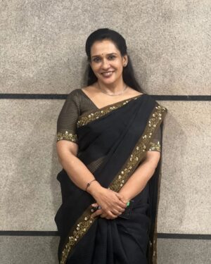 Maala Parvathi Instagram - 🖤