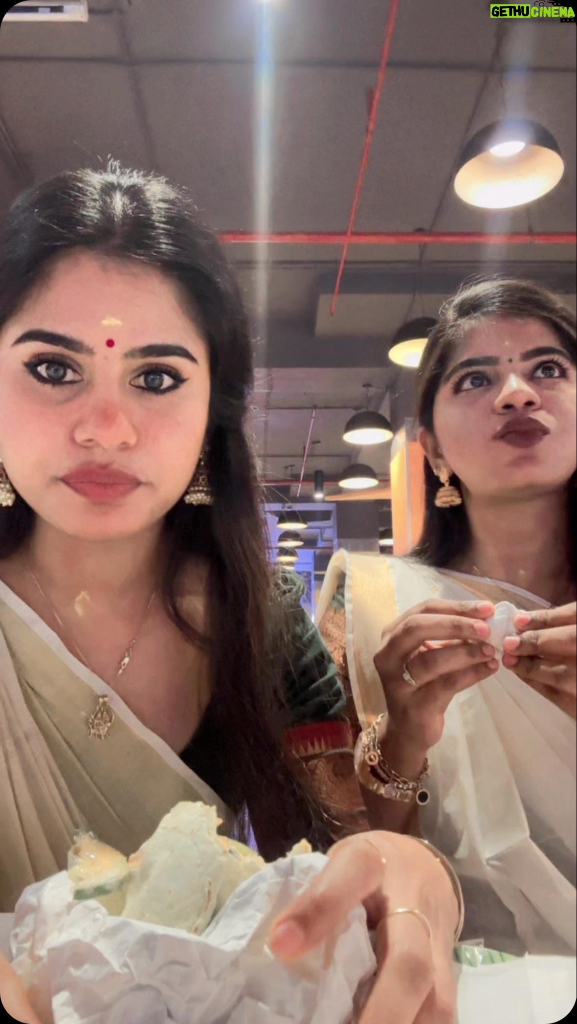Madhumitha - 23.1K Likes - #onamvibes 🌼🌸