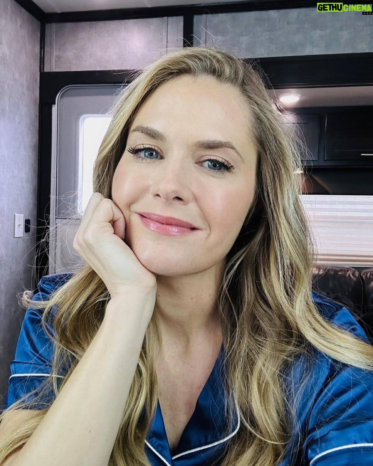 Maggie Lawson - 15.3K Likes - Trailer days in happy place.