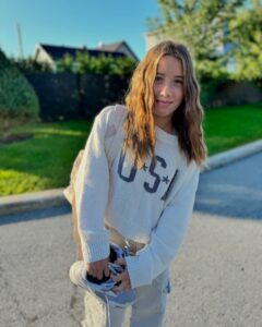 Maïka Desnoyers Most Liked Photos and Posts