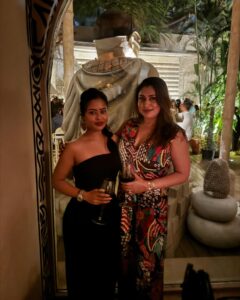 Actress Malavika HD Instagram Photos and Wallpapers August 2024