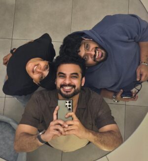 Manju Warrier Instagram - @tovinothomas @rjmithun 
❤️❤️❤️
#friendship #friendsforever