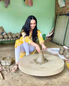 Actress Manushi Chhillar HD Instagram Photos and Wallpapers September 2024