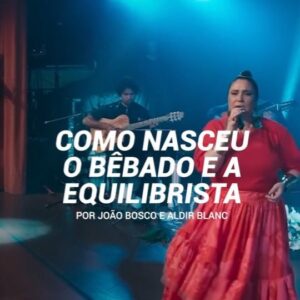 Maria Rita Instagram - Se estivesse conosco, Aldir Blanc completaria 78 anos de idade hoje. "O Bêbado e a Equilibrista", canção que escreveu com João Bosco, é um dos inúmeros clássicos que ele deixou pra gente e que também foi gravado por Maria Rita. Viva seu legado! 🤍 #EMR

#PraTodosVerem Vídeo começa com a frase "Como nasceu 'O Bêbado e a Equilibrista' por João Bosco e Aldir Blanc" sobre imagens de Maria Rita cantando em cima do palco vestida de vermelho. João Bosco aparece em seguida sentado falando em frente ao microfone.

Vídeo de João Bosco via YouTube da @radioeldorado
