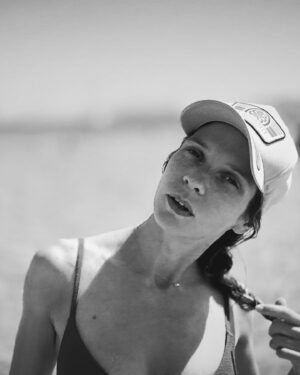 Marie Hennerez Instagram - ☀️Trucker @lingerielanouvelle x @jonsenisland ☀️ @thomascantoni 
📸 @sebastienbonnabel si haaaaaa si haaaaaa 💖