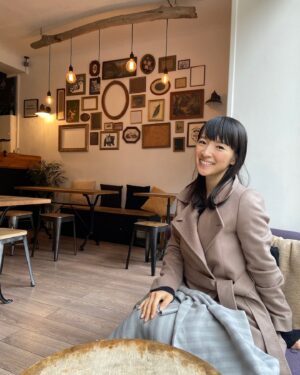 Marie Kondo Instagram - I am going to London in October for the in-person KonMari Consultant Course and the Clean and Tidy Home Show and I would love to get some recommendations of places to visit during my stay! I am very excited to go on walks, visit antique stores, and drink some delicious tea there. What are your favorite places to go in London?

If you’d like to join me on organizing the world and sparking joy as a career, please do register for the course at events.konmari.com. Registration ends soon!

#professionalorganization #london #uk #konmariconsultant #organization #tidying #konmari