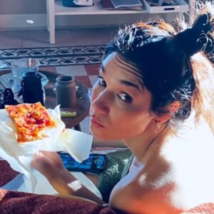 Mariela Garriga Instagram - Gracias a la vida, que me ha dado tanto este año 🎶 ✨💖 The unexpected things are the best, especially when you have the love of your family and the support from everyone around you. I feel a lot of gratitude for what has happened to me this year and for all the people I’ve met along the way, some of whom I can now call friends. Thank you to everyone for making the past year so magical. Love you all ✨💕
#bday