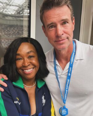 Marika Domińczyk Instagram - What a week! Thank you @shondarhimes for an epic time at the @usopen. When the #scandal #family get together it’s always #magic. So many pictures , will be posting this for awhile 😂 love you all. @scottkfoley @ktqlowes @shappyshaps @linnysuelowy @jeffperryreal @bellamyyoung @tonygoldwyn @lynpaolo Also was amazing to see more @shondaland fam . Mini #reunion for me! 🤣@greysabc @ellenpompeo & @jasonwinstongeorge 🎾 #tennis @chrissieevert @rennaestubbs @bigfoe1998 😘