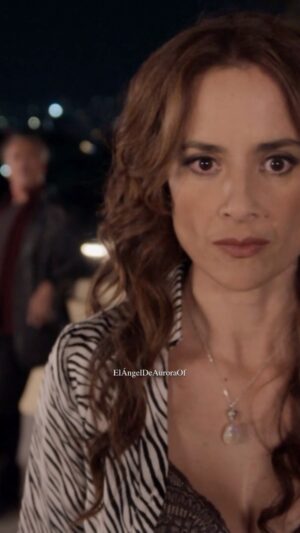 Marisol del Olmo Instagram - Jezabel se entera de que el hijo de Aurora está vivo. #ElÁngelDeAurora Lunes a viernes 4:30 pm #LasEstrellas @elangeldeauroraof @soymarisoldelolmo @rene_casados