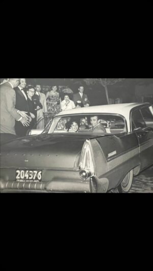 Marixa Balli Instagram - Encontré estas fotos  del casamiento  de mis padres Sussy y Ruver … ❤️❤️❤️