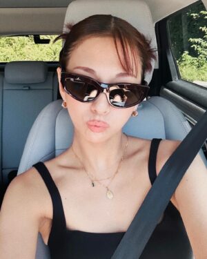 Mariya Nishiuchi Instagram - 😎😎😎

髪色少しオレンジ入れた！
またしっかりオレンジに染めたい🧡🍊