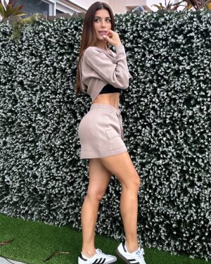 Marjorie Magri Instagram - ELEGÍ SANAR… 🌺