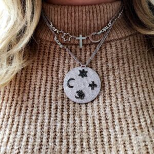 Marlène Duval Instagram - #safe #world #peace #safeworldpeace #heart #whitegold #jewels #jewellery #jewellers #croissant #om #croix #etoile #diamant #joaillerie#together #peace #ambassador @safeworldpeace #bepartofthechange #marleneduval
