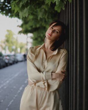 Marusya Klimova Instagram - Эти карточки были сделаны в начале лета, но захотелось поделиться ими сейчас. Настроение совпало) 

Фото @photo.nikikris