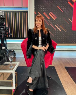 Matilda Blanco Instagram - Acá algunos looks que me pidieron que quedaron en alguna Storie, todos son de @allo_martinez ❤️ 
Además ya llega la nueva colección #verano25 #allomartinez