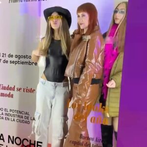 Matilda Blanco Instagram - BUENOS AIRES
ESTÁ DE MODA
Así comenzó un gran momento para la moda en la ciudad de Buenos Aires que durará hasta el 7 de Septiembre! Así vivimos La Primera Noche de La Moda 
Talento y creatividad: junto a diseñadores, universidades, marcas, casas de estudio, todos unidos en distintas activaciones en la Ciudad de Buenos Aires:
charlas, talleres, desfiles
Aún podes sumarte @bacreativa

• Mi look @allo_martinez 
• ⁠MakeUp @pauchpetrini

#BAestademoda #LaNocheDeLaModa