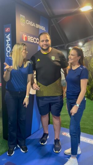 Maurren Maggi Instagram - Que prazer foi trabalhar com essa equipe @recomaoficial
Que Time incrível!!! 
Obrigada por proporcionar dias tão inesquecíveis!! 
Cada um de vcs tem um pedacinho no meu coração!! 
@recomaoficial 
@claudia_metne 
@sergio_schildt 
@arthurzanetti 
@erikacoimbra 
@rafaelsilvajudo 

🇧🇷❤️