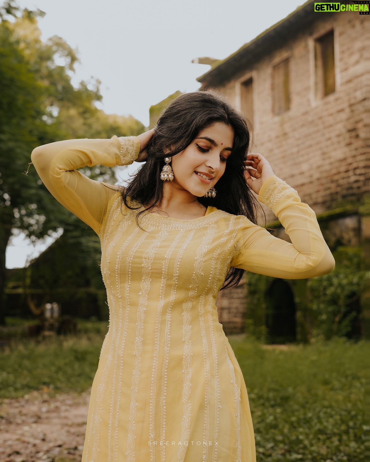 Meenakshi Dinesh - 46.7K Likes - 🥭
Captured by @sreeragtonex