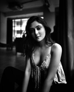 Megha Chowdhury Instagram - Megha at the April 2024 Workshop

For my other unseen work visit https://www.patreon.com/stormsen
#theesotericrealist #fashionphotography #portraiture