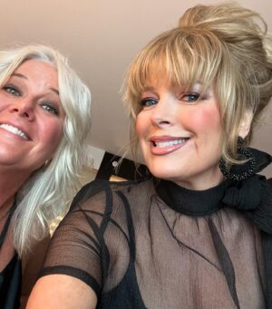 Melissa Peterman Instagram - So much to say and still taking it all in, but before I over share and post. I want to thank my glam stan Deanna who made me feel like Bridgette Bardot! Deanna gave me the face, the hair, kept me hydrated, calm and always ready! Thank you! I love you.  Emmy's Hair: @makeupordye  Emmy's Makeup: @makeupordye  #emmys2024
#makeupartist #hairstylist