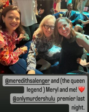 Meredith Salenger Instagram - Such an incredible night at the “only murders in the building” premiere. Martin short is the loveliest as always. I met the incomparable Meryl Streep. We had a nice conversation about the world and politics and family. Alice got to meet one of her favorite musicians currently, @chappellroan. And the show is just fantastic. Including the incredible score and music by my friend, Sidhartha Kholsa.