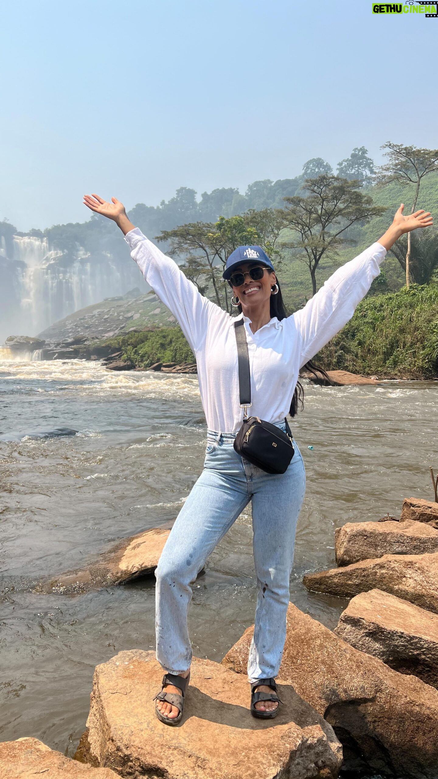 Micaela Reis - 10.5K Likes - Ainda bem que dançar não é requisito para entrar no céu 😅
“O choro pode durar uma noite, mas a alegria vem pela manhã.”
-Salmos 30:5
@telmalee
P.s. o video original está nos stories 😅