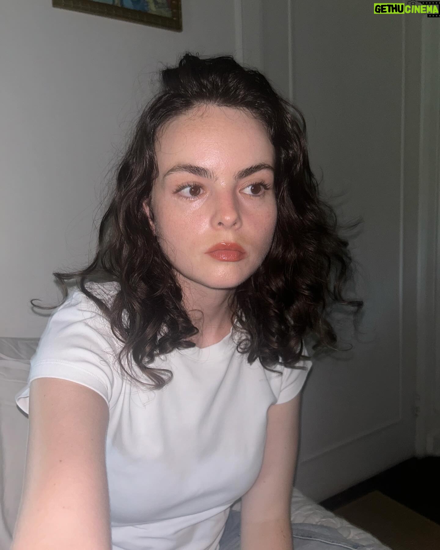Micaela Wittman - 7.6K Likes - Parrot bites