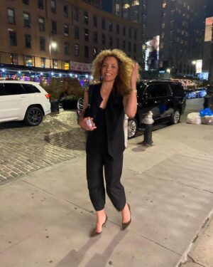 Michael Michele Instagram - NY Nights 🥂🗽👠