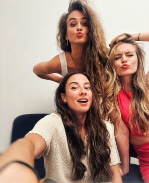 Michaela Pecháčková Instagram - Blesk je náš pomalejší bratan💥