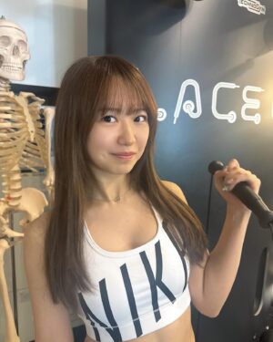 Miki Nonaka Instagram - 来月からの単独ツアーとそのリハーサルに向けて毎日少しずつ筋トレしています🏋️
.
#ちぇるトレ 
#morningmusume24#モーニング娘24
#野中美希#ちぇる