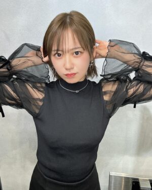 Miki Nonaka Instagram - ショートに戻りました💇‍♀️
.
トップスは辻希美さん @tsujinozomi_official プロデュースブランド @angecharme_shop 
いつもありがとうございます🥹🖤
.
#morningmusume24#モーニング娘24
#野中美希#ちぇる