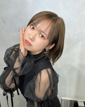 Miki Nonaka Instagram - ショートに戻りました💇‍♀️
.
トップスは辻希美さん @tsujinozomi_official プロデュースブランド @angecharme_shop 
いつもありがとうございます🥹🖤
.
#morningmusume24#モーニング娘24
#野中美希#ちぇる