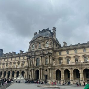 Millie Davis Instagram - Un photo dump Parisien 🇫🇷♥️