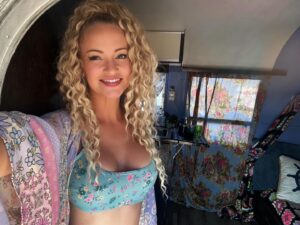 Mindy Robinson Instagram - Good morning and Happy Labor Day!

Hmmm...now that I'm looking at this picture, I'm thinking should go back and paint the Airstream ceiling blue too. I can never have "too much color" in my life. 😜