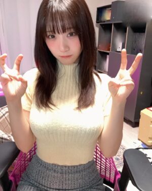 Moe Iori Instagram - ぴーす✌️✨

#きゅるん