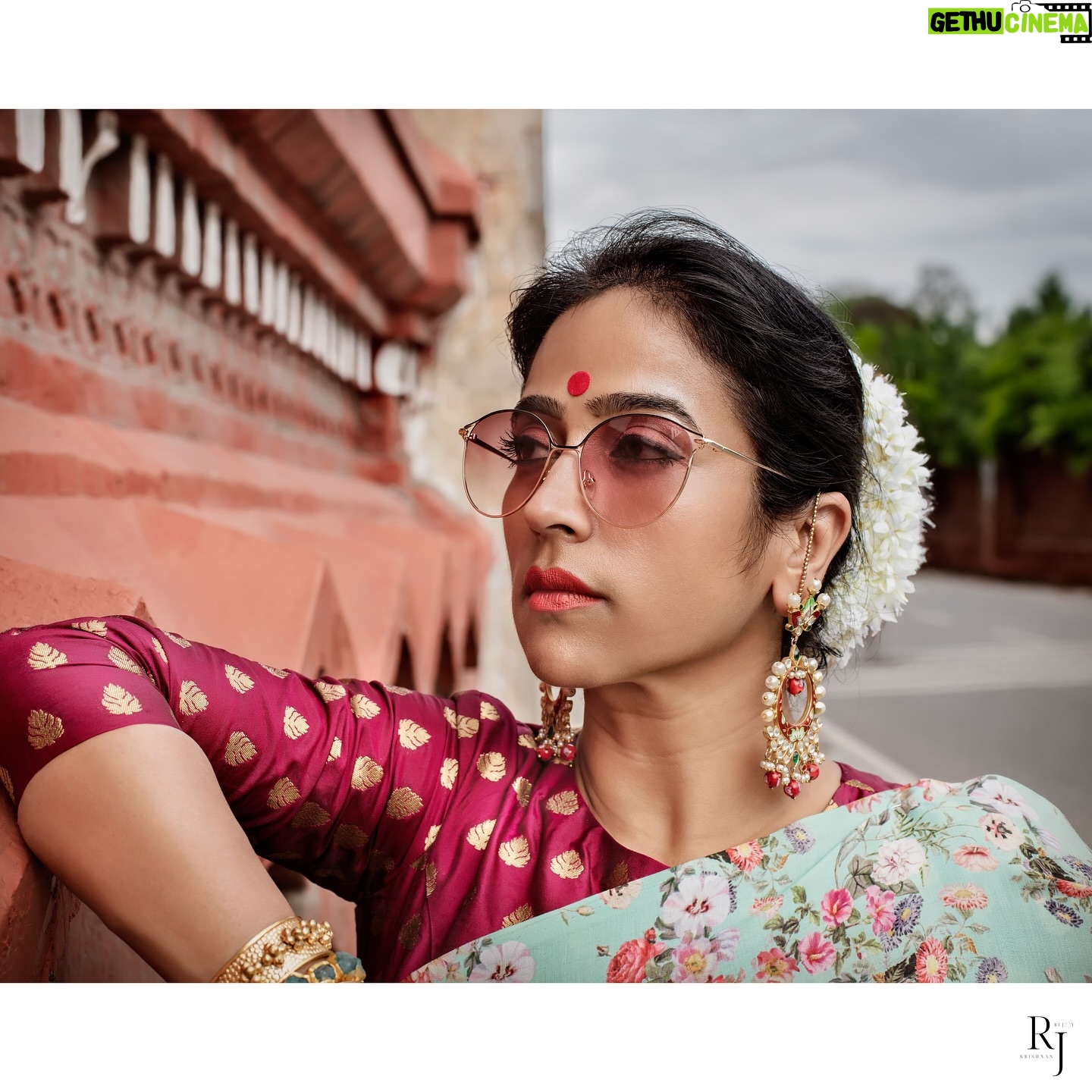 Mona Kakade - 3.6K Likes - Movie re-releases are all the rage today, and as a photographer, I thought it would be great to re-release some of my photo work too. This series was originally done for Chennai Day in 2021, right when the lockdown was lifted, and people were slowly getting back to normal life. Public shoot permissions were still limited, but I was determined to create a photo series for Chennai Day. I reached out to the Chennai city police commissioner at the time, Mr. Sylendra Babu, through my Coimbatore connections, asking for permission to do the shoot with a small team. Unfortunately, he denied it, citing safety concerns.
Despite the setback, we decided to go ahead with the shoot, figuring we’d leave if anyone asked us to. Our 4-member team visited various accessible spots around Chennai and took some shots. However, the stress of the commissioner’s refusal and worries about COVID-19 impacted my focus, leading to some compositions that didn’t meet my expectations. I felt a bit let down by this project because of the many compromises we had to make.
But now, in this era of AI, I’ve been able to easily correct the issues that bothered me all these years. I’m planning to create a reel showcasing the before and after images and how AI helped me enhance this series. Would you be interested? If so, comment below and let me know!
Hope you enjoyed my mastered version of the Chennai Day special photo series. A big thank you to @monabedre Mona for being part of all my craziness!
Concept & Photography - @rejoy.rj.krishnan
Outfit & Styling - @navyataadesigners
Handbag - @alankrit.in
Jewellery - @vrc_jewelery_desings
Asst - @vy_snaps
Drapist - @jl_elegant_look
For all your photography needs, contact me at 9003344244.
#photographyre-release #chennaiday #aipoweredediting #photographytransformation #beforeandafter #aiinphotography #photoseries #chennai #throwbackphotos #instareel #creativeprocess #myusualstuff