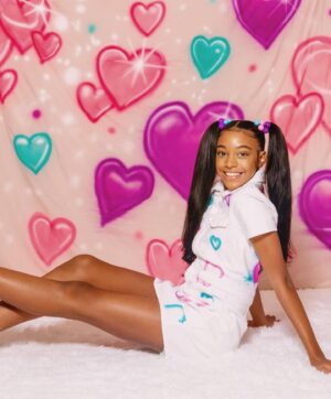 Monica Instagram - @laiyah My Life changed (for the better) the second I knew I was carrying you 💜🩷🩵 My Virgo Princess … Born Sept 3rd Yet Celebrated Daily… Know you’re enough & Gods love & covering shall forever be with you…. LET’S Skate Babygirl….

Photos: @mr_dadams 
Styled By: @_adikted2fresh_ 
Hair: Mom @iamhairbyhe Daughter @iamstylesbybash 
Makeup: @eva_thediva_kim 
Custom Airbrush Designs : @creativecustoms_of_atl 
Set: @justdoitlou
