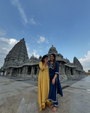 Mounika Dev Instagram - శ్రీనివాస గోవిందా శ్రీ వేంకటేశ్వర గోవిందా🕉️

#swarnagiri #saturday #devotional #peace #friendship 
@happy_soul5683