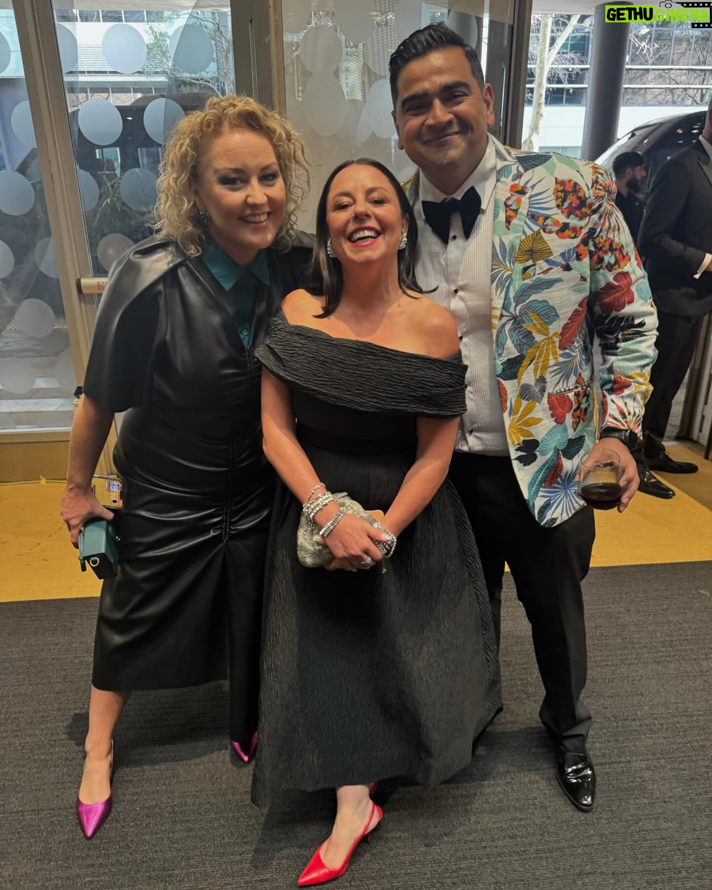 Myf Warhurst - 5.8K Likes - Glam squad at last nightās Logies. So many lovely faces. A joy to be there as @zanroweās emotional support animal for her first Logie nom for Take 5. Felt glorious in my @rebeccavallance frock that didnāt require any ironing or a bra (win) and letās take a moment for my fabulous vintage jewels from @johannajohnsonofficial and makeup by @belinda.l.weber. Adored it all. Didnāt slip over. Feel very old today. The end. Thanks ABC TV for the invite ā¤ļø