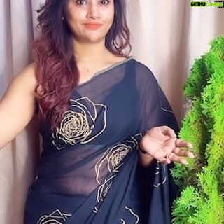 Myna Nandhini - 74.9K Likes - Beautiful colours sarees available here @ponnunjal_sarees Watsapp-9790983313😍❤️