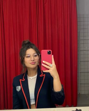 Nadia Al Saidi Instagram - Como vi que os gustaron mucho los iconic outfits de sonia os traigo 4 más para que me digáis cual es vuestro fav🫶🏼