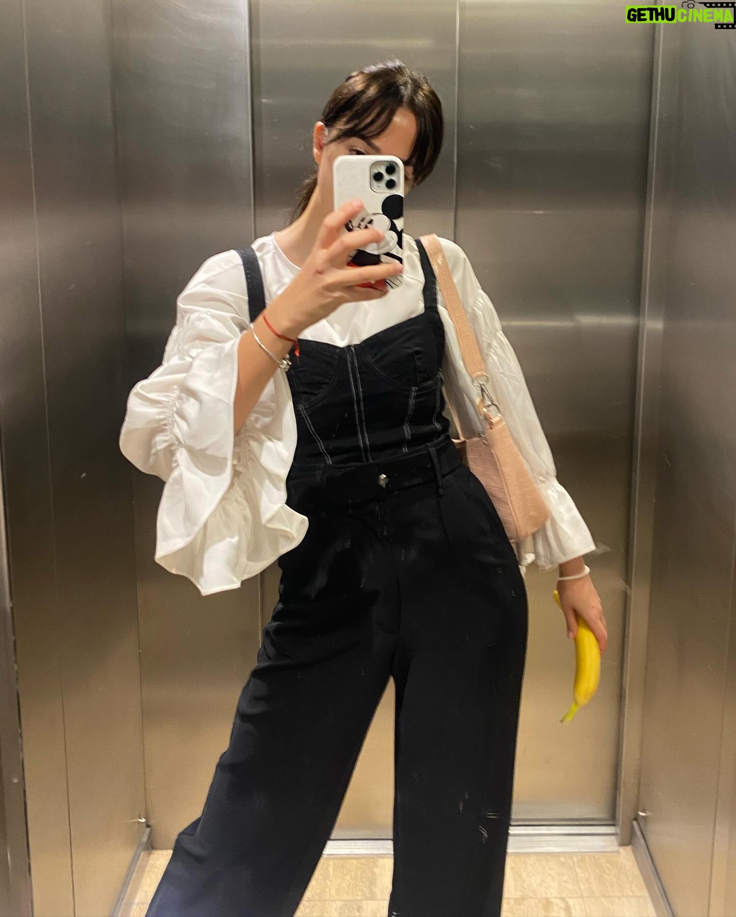 Naiara Awada - 344 Likes - 🍌 🍌 🍌