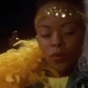Nakia Burrise Instagram - A mystery to me! Can you tell I enjoyed filming this episode! 💁🏾‍♀️ 💛 

What was your favorite episode from the Zeo Series? ⚡️

video credit: @thevioletrangers 

#powerrangerszeo #nakiaburrise #blackgirlmagic #powerrangerszeo #powerrangersturbo#thatgirlnakia #tanyasloan #angelamacklin #powerrangers #dangerforce #yellowranger #yellowpowerranger #bosslady #me #nakiaburriseskits #justfun #instadaily #instagood #funny #nakiasskits #nakiascommercials #justbecause
#powerrangersplayback #doris #backtobridgewood