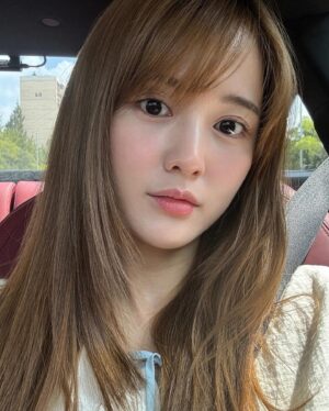 Nam Bo-ra Instagram - 주말 수운삭