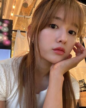 Nam Bo-ra Instagram - 이번주 아카이브 🍒
친구 딸, 도파민 충전해주기 
요즘 쓰는 뷰티템/ 오늘도 헬스/ 힙합 감성 강아지/ 유튜브 이벤트
요즘 먹은 것들… 😆

이번주도 알찼다!