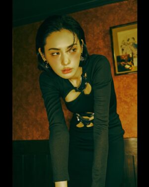 Nana Instagram - NANA
첫번째 개인작업 1

photography @kimmoondog
hair @silvergun_96
makeup @chaewonkeeem
styling @sensyal
art @solty_kimyesol