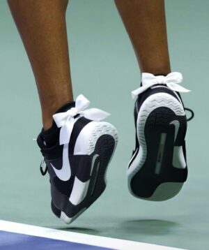 Naomi Osaka Instagram - Honestly I had typed out a whole caption about how I’m disappointed with myself etc but I’ve been sitting here playing with my daughter and I realized that I couldn’t be more proud of myself. I gave birth to such an amazing human and I played the US Open? A win is a win. Sure it didn’t work out this time but I have faith it will eventually. Thank you NY 🖤 see you next time.